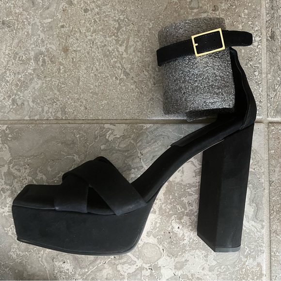 Good American Suede Platform Ankle Strap Sandals Size 11.5 NEW in Box w/Dust Bag - Picture 4 of 12